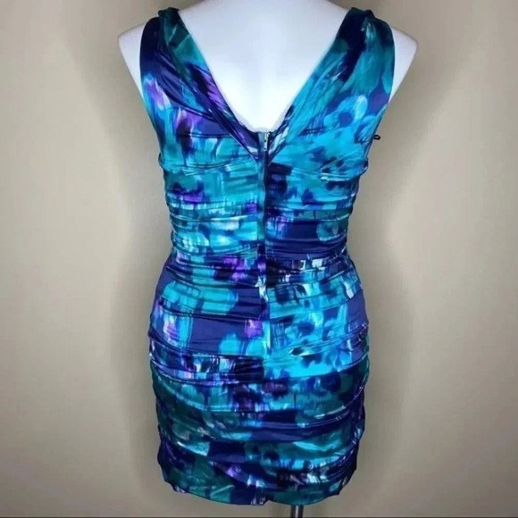 - Express Design Studio mini dress - Picture 3 of 10